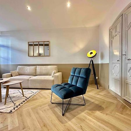 La Maison Des Cours - Wifi - Centre Ville 穆兰 外观 照片