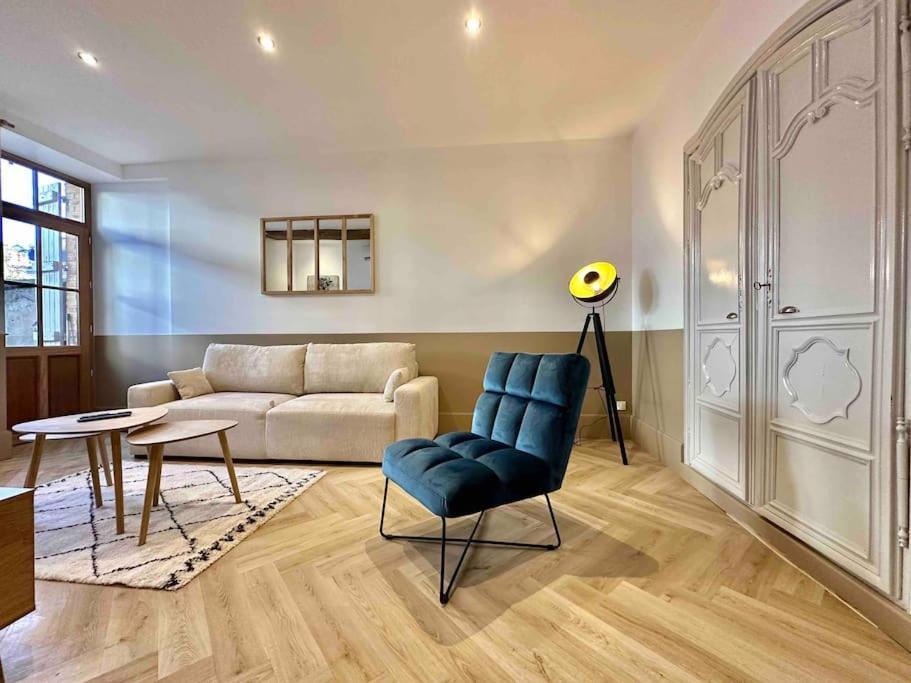 La Maison Des Cours - Wifi - Centre Ville 穆兰 外观 照片